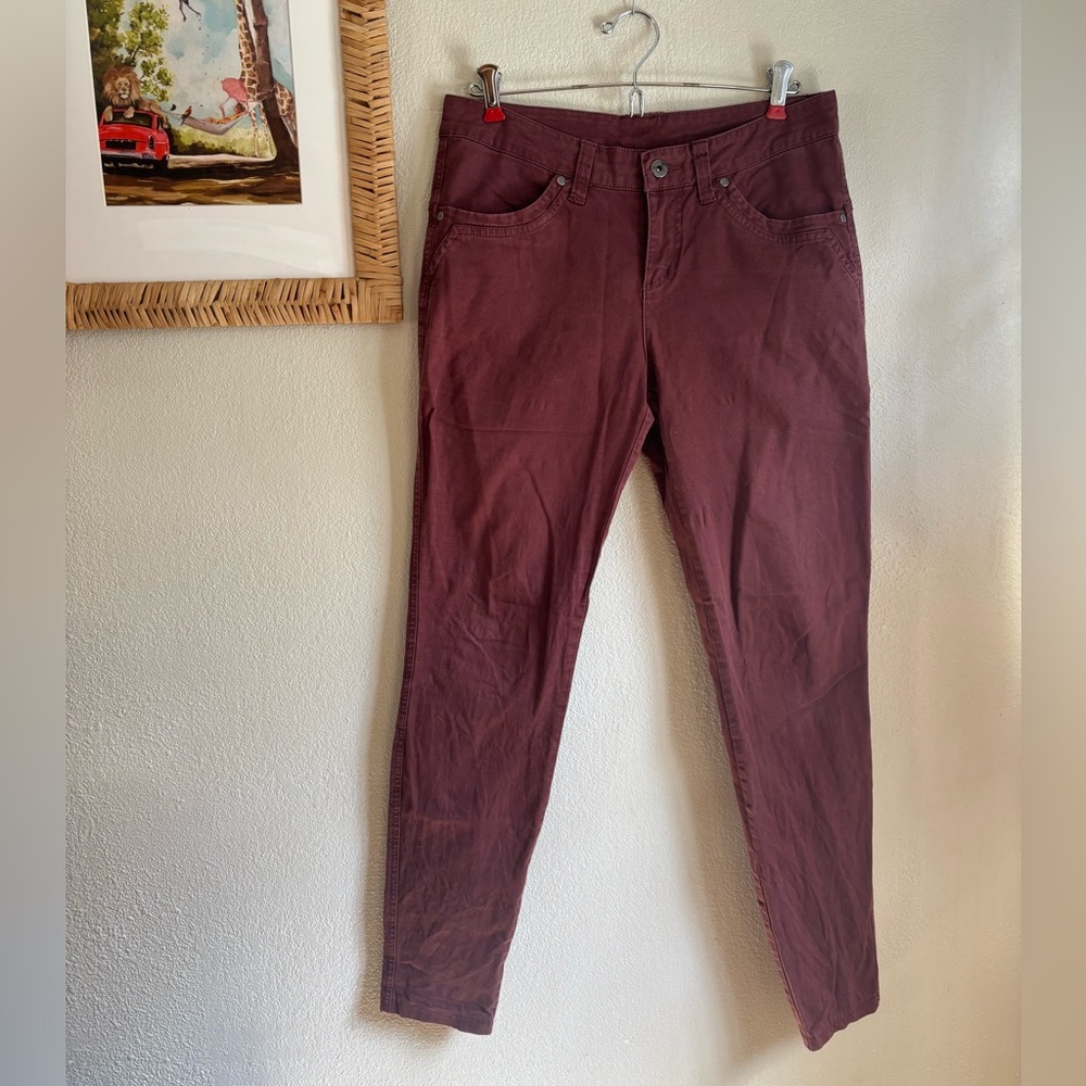 Kuhl Women's Skinny Pants in Burgundy